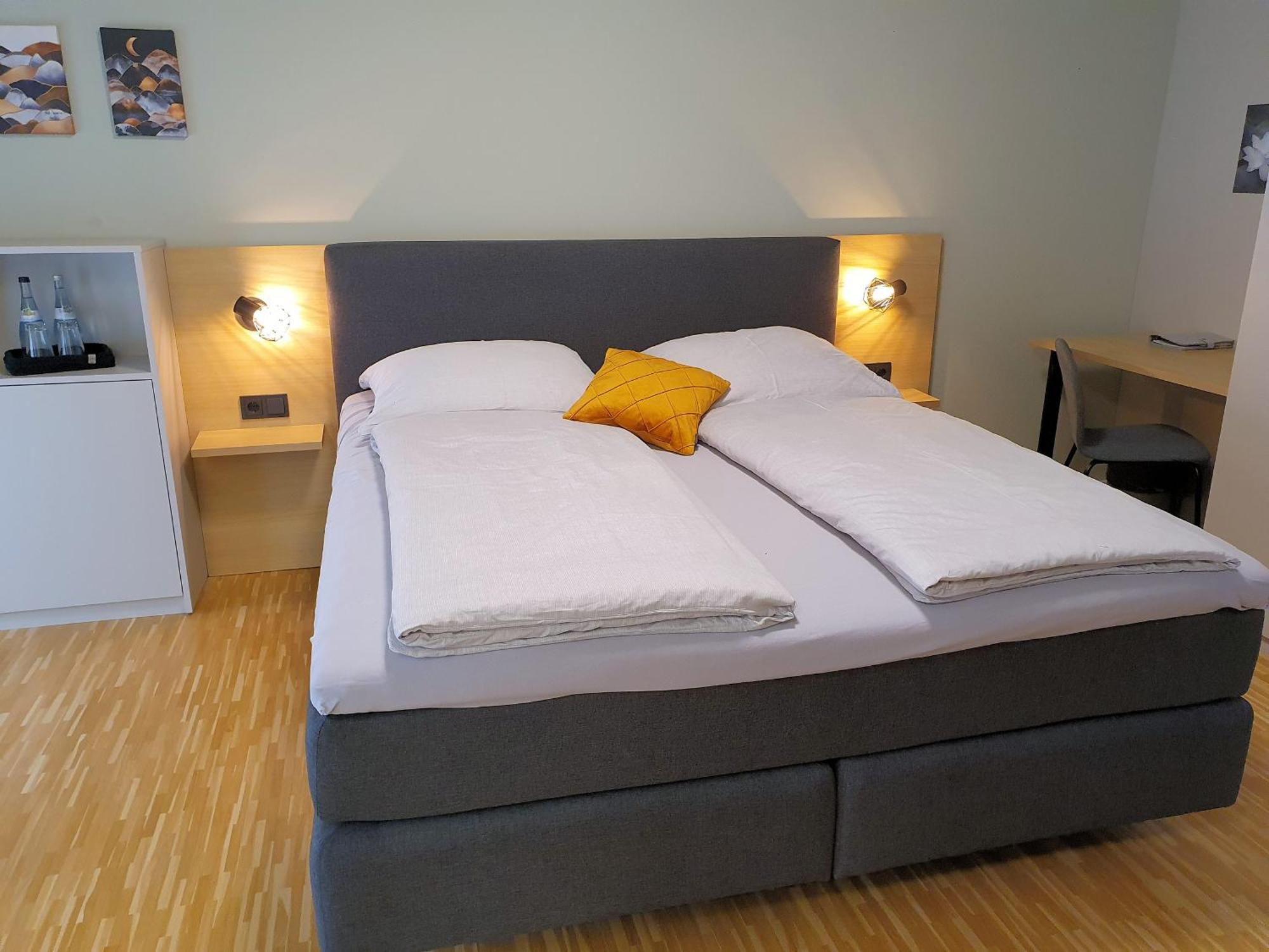 Con4Rent Hotel Kirchheim unter Teck Bagian luar foto